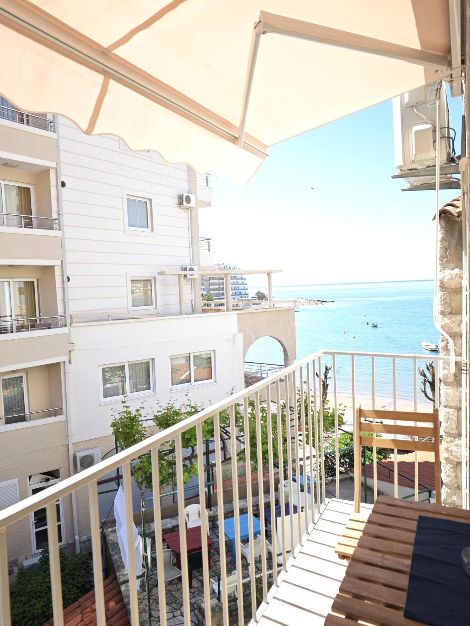 Fisherman House Apartments ラファイロヴィチ エクステリア 写真